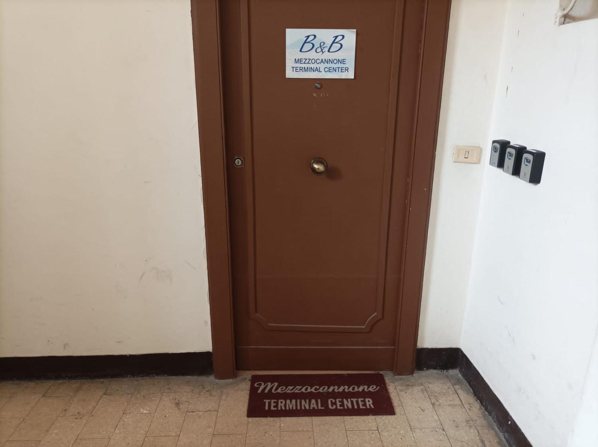 Mezzocannone Terminal Center Napoli Ngoại thất bức ảnh